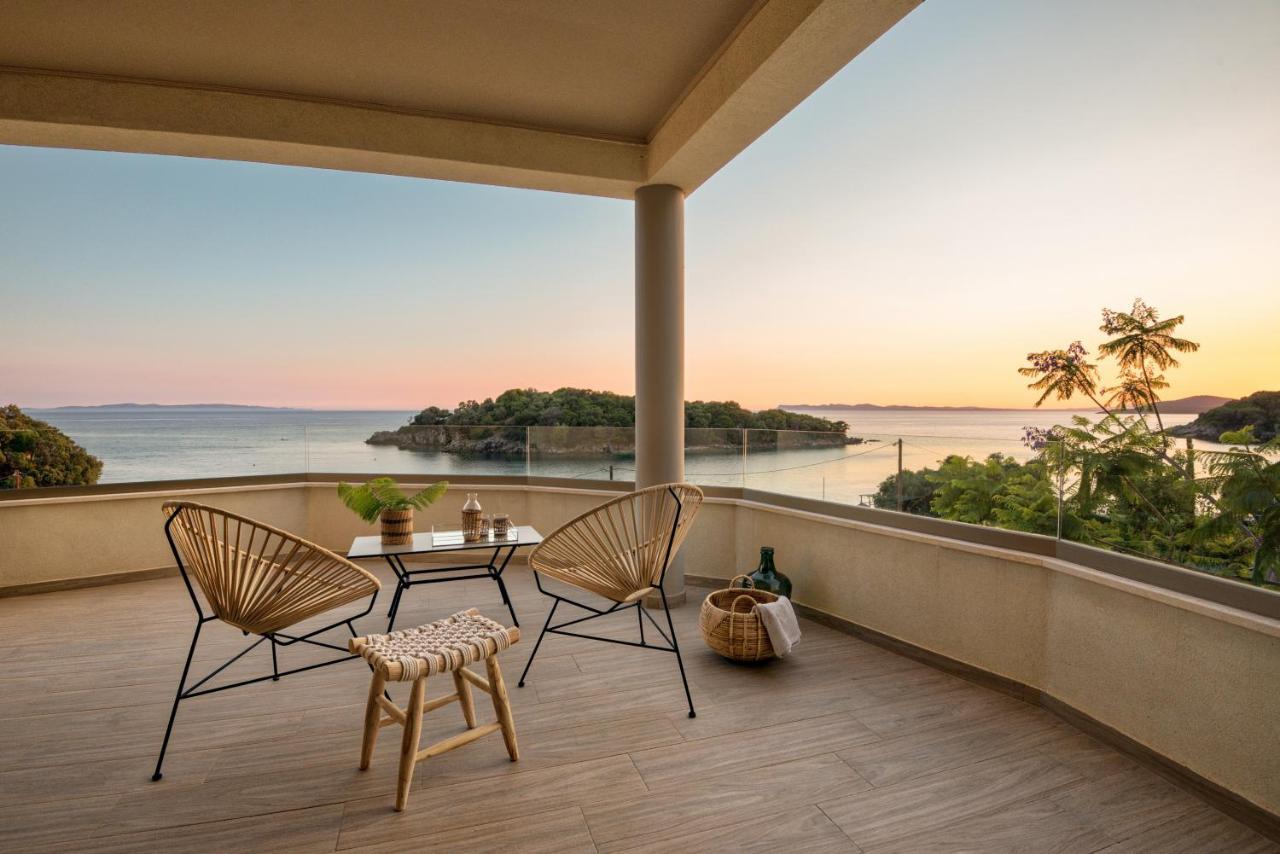 Prima Vista Beachfront Boutique Hotel Sívota エクステリア 写真