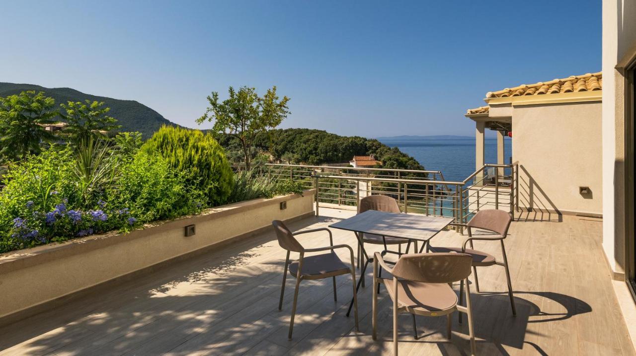 Prima Vista Beachfront Boutique Hotel Sívota エクステリア 写真