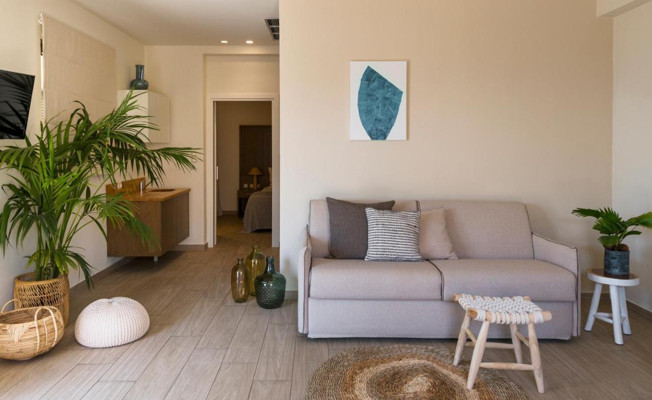Prima Vista Beachfront Boutique Hotel Sívota エクステリア 写真