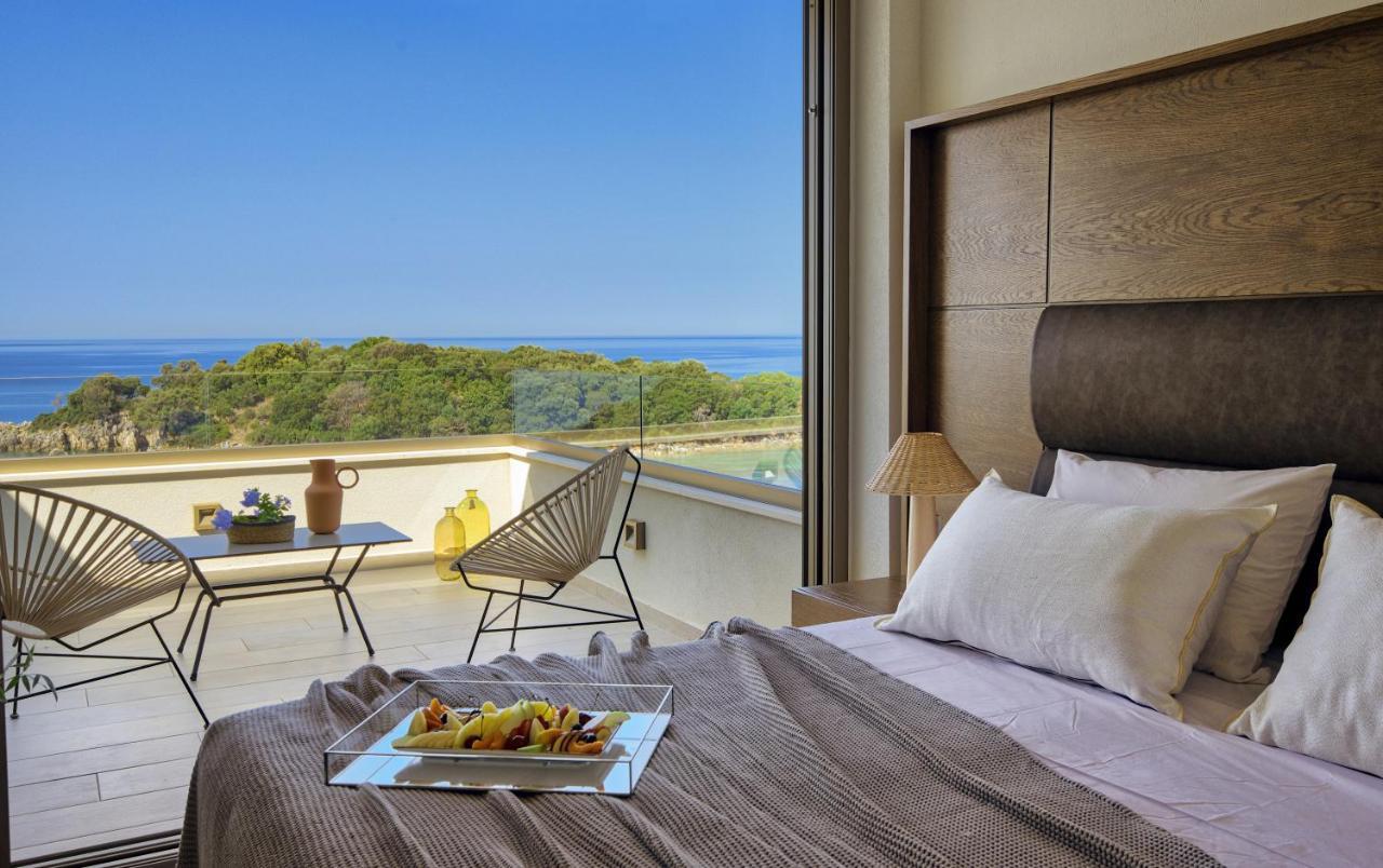 Prima Vista Beachfront Boutique Hotel Sívota エクステリア 写真